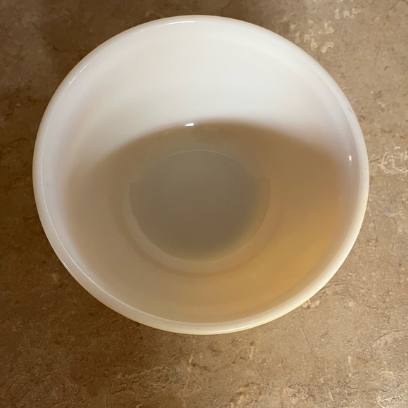 Pyrex Mixing Bowl - Picture 3 of 7